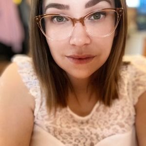 Meet your Posher, Leona-grace